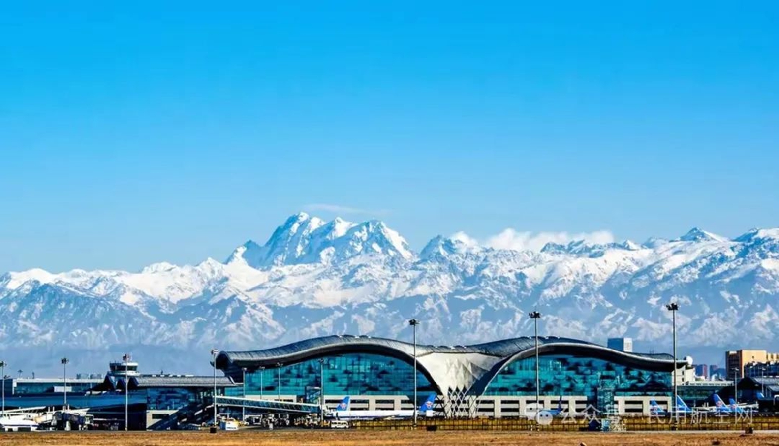 圖1：烏魯木齊國際機場全景圖_副本.jpg